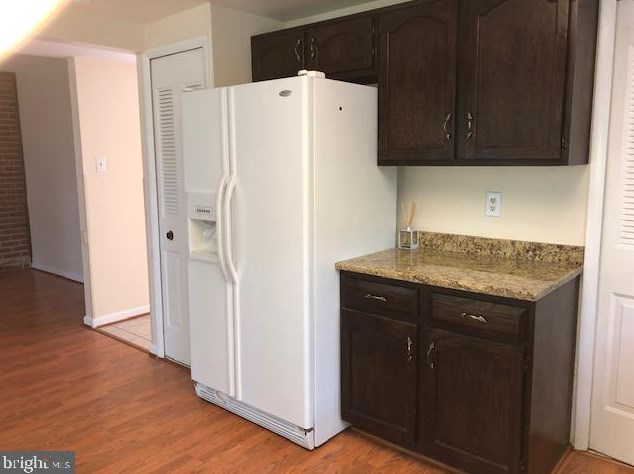 21 Thrush Rd, Dulles VA  20164-1615 exterior