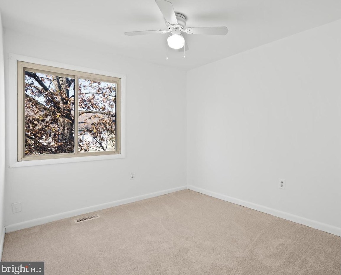 421 Argus Pl, Dulles VA  20164-1516 exterior