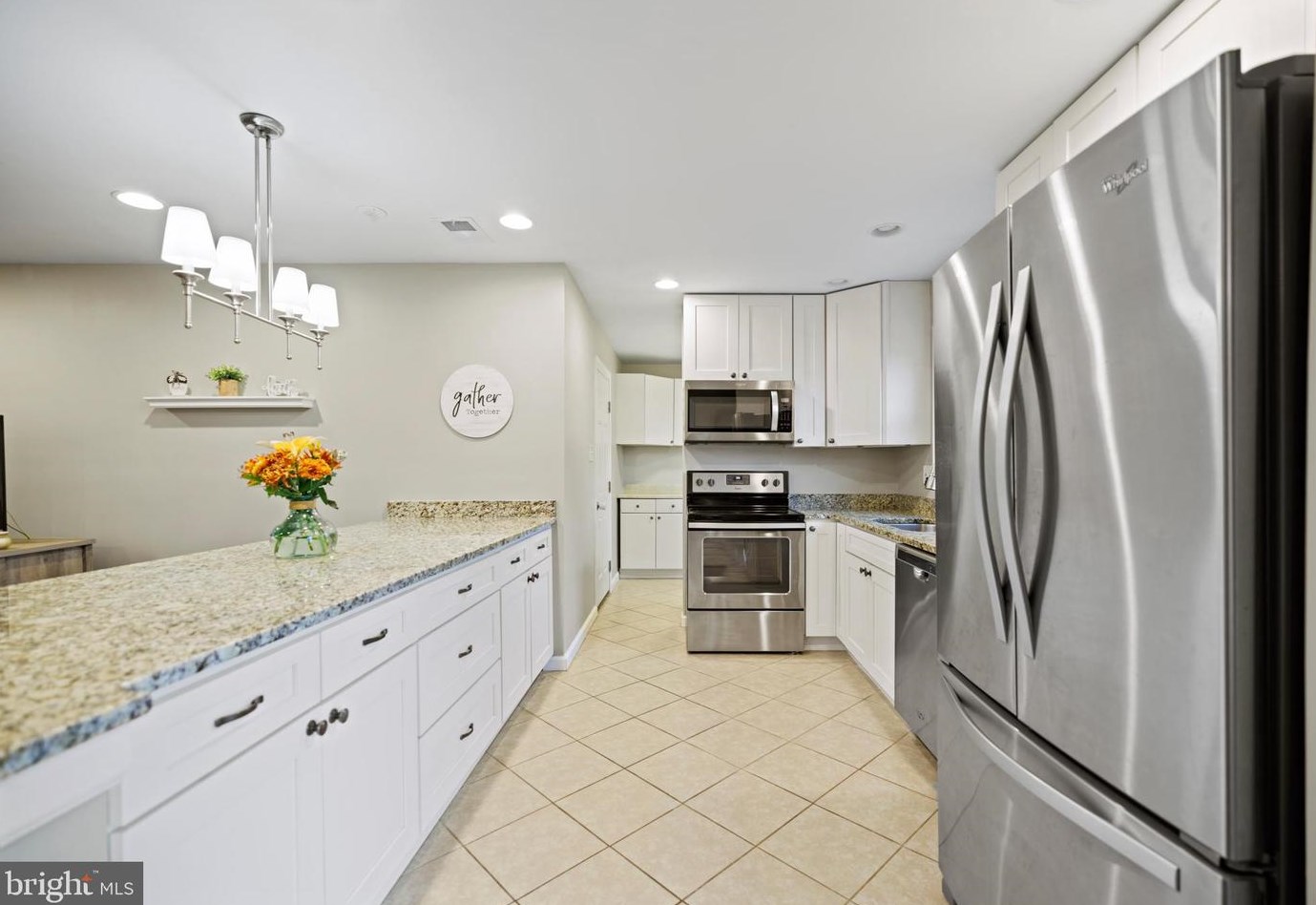 205 Alder Ave, Dulles VA  20164-3912 exterior
