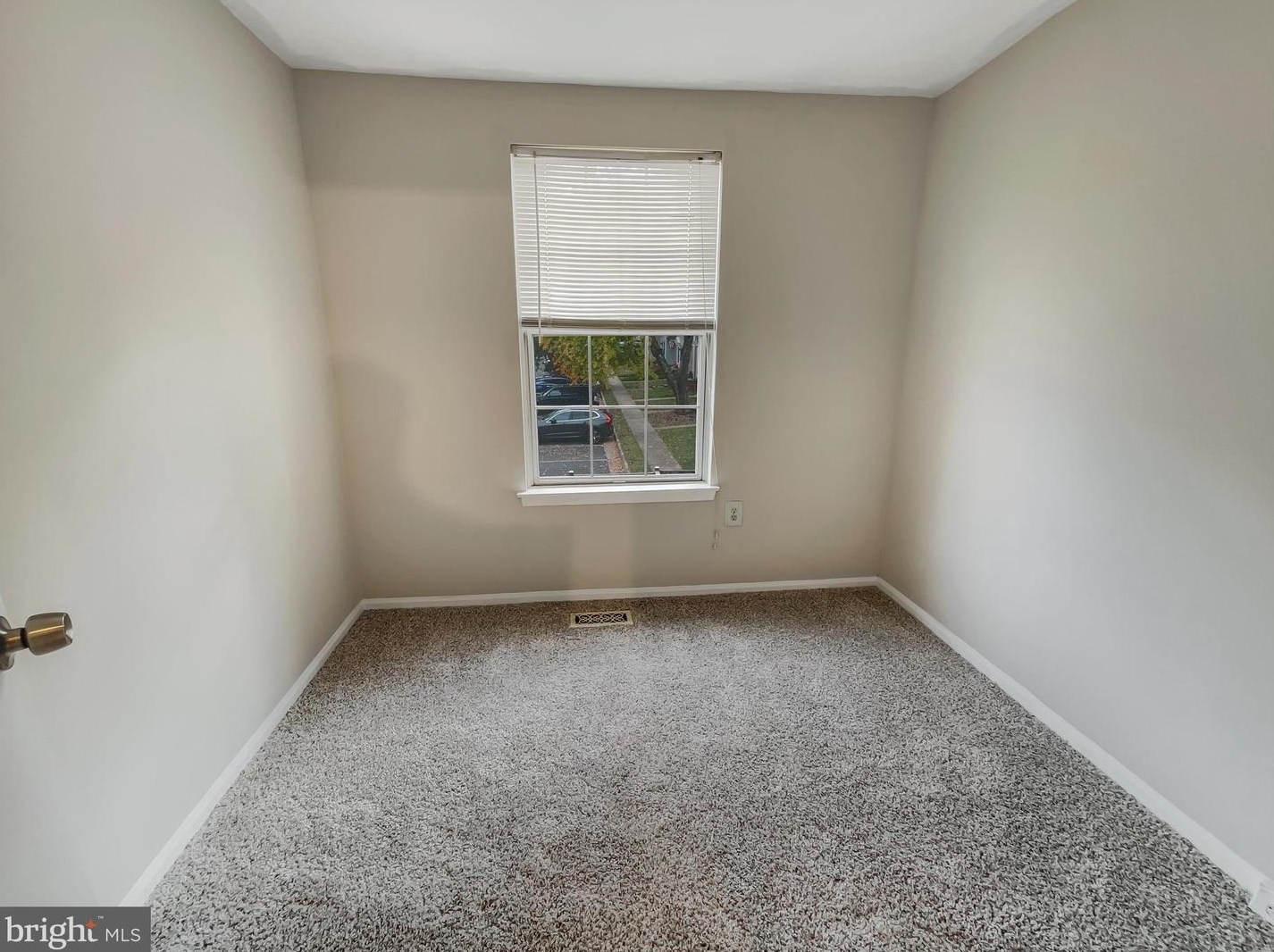 21 Asbury Way, Dulles VA  20165-5785 exterior