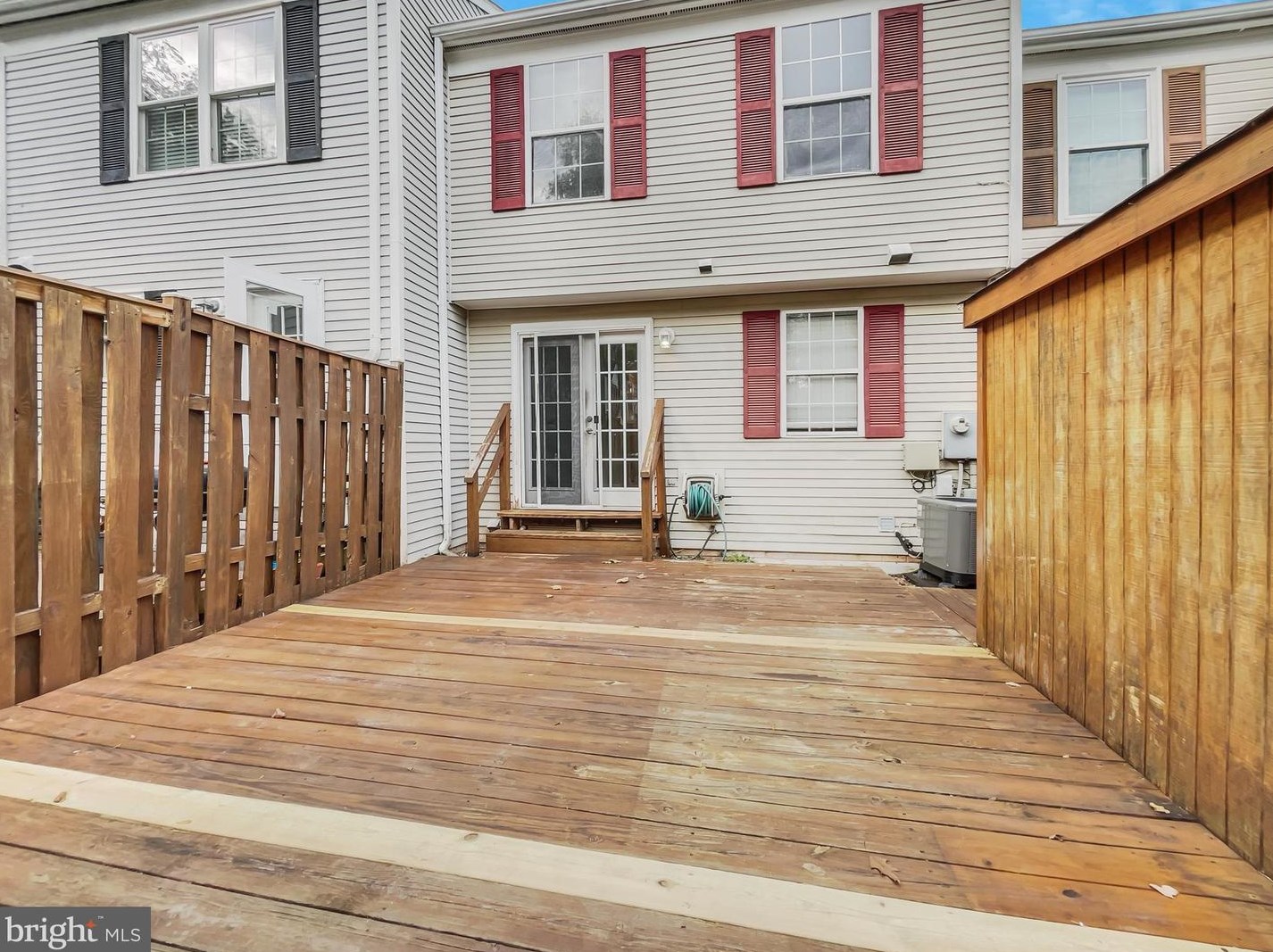 21 Asbury Way, Dulles VA  20165-5785 exterior