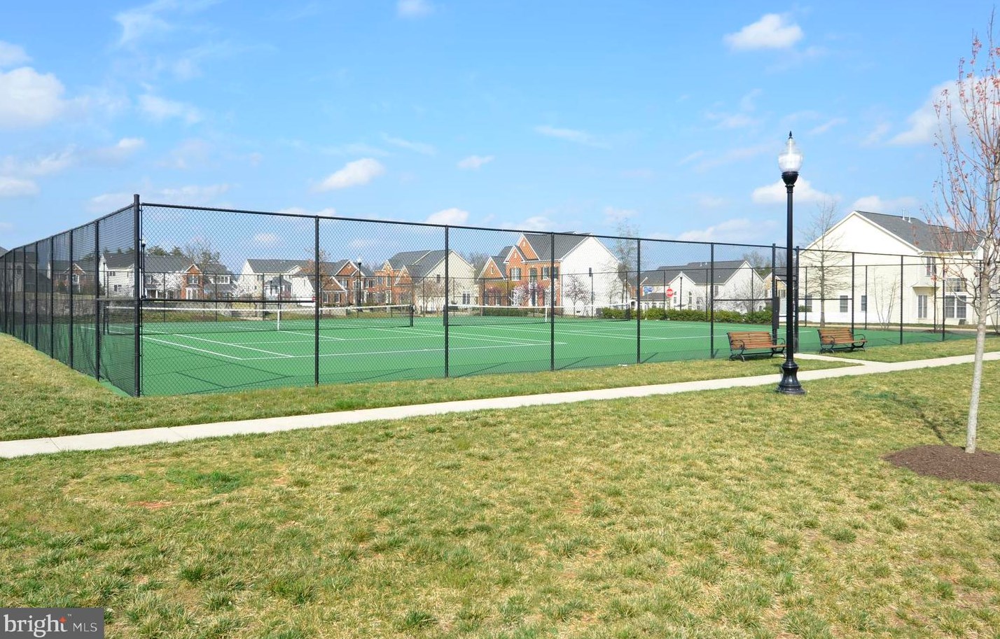 43005 Eustis St, Fairfax VA  exterior