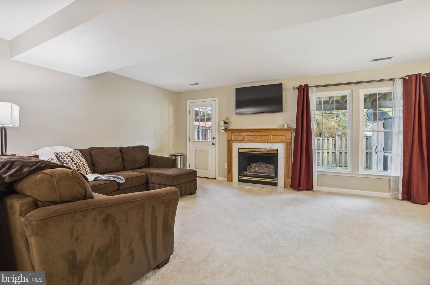 43005 Eustis St, Fairfax VA  exterior