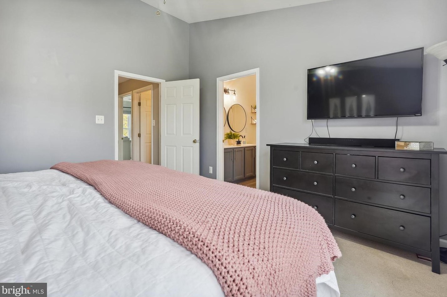 43005 Eustis St, Fairfax VA  exterior