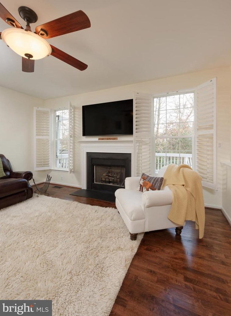 19958 Presidents Cup Ter, Ashburn VA  20147-4115 exterior