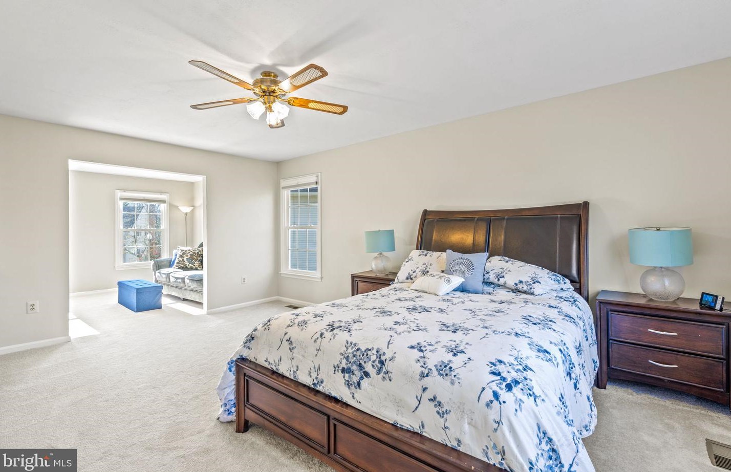 20226 Catlett Pl, Ashburn VA  20147-3303 exterior
