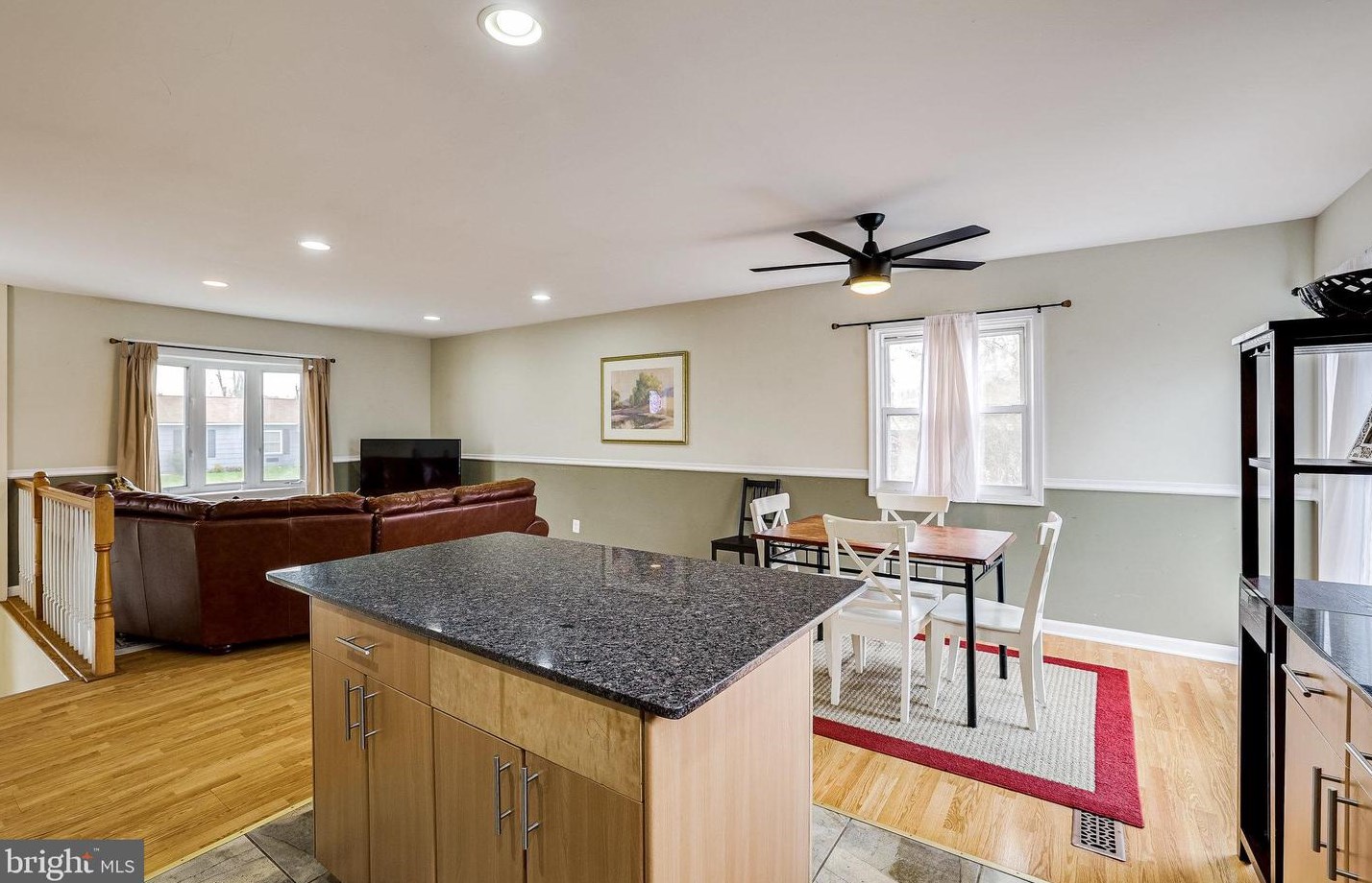 603 Alder Ave, Dulles VA  20164-4101 exterior