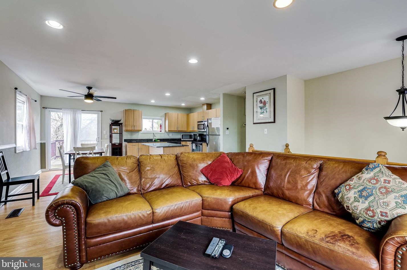 603 Alder Ave, Dulles VA  20164-4101 exterior