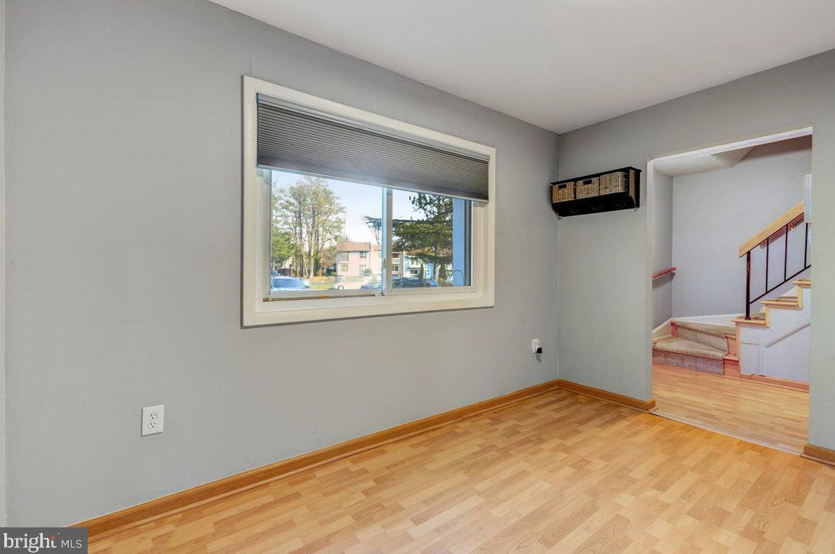 219 Willow Ter, Dulles VA  20164-1629 exterior