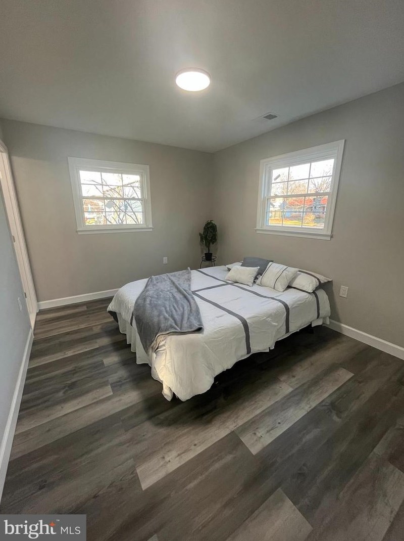 319 Williamsburg Rd, Dulles VA  20164-4326 exterior