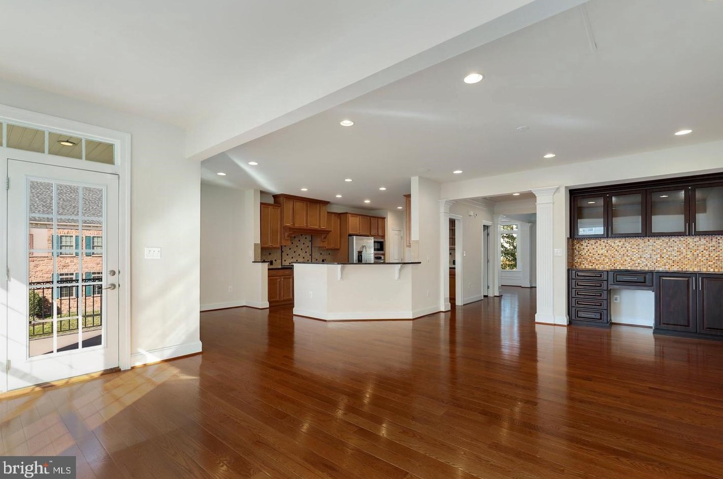 42525 Pine Forest Dr, Fairfax VA  20152-6095 exterior