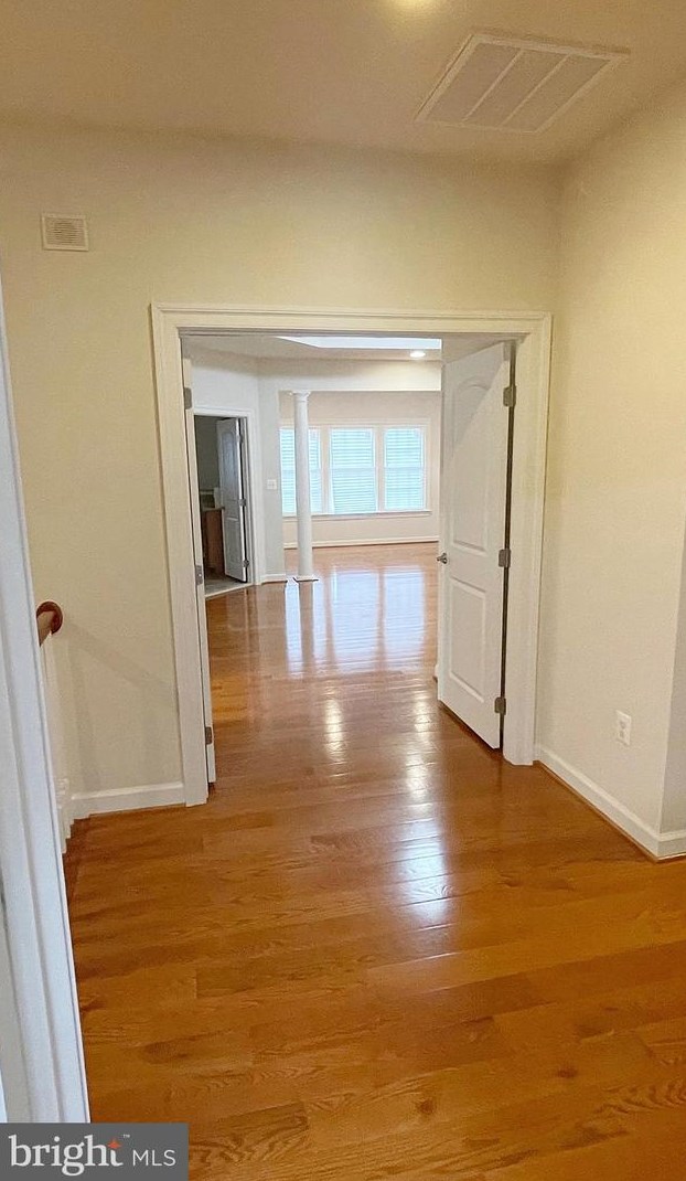 42525 Pine Forest Dr, Fairfax VA  20152-6095 exterior