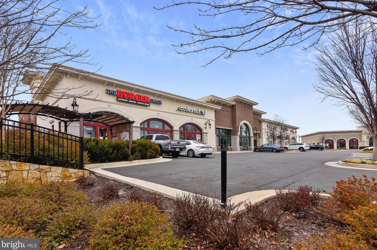 42604 Hardage Ter, Ashburn VA  20148-4350 exterior
