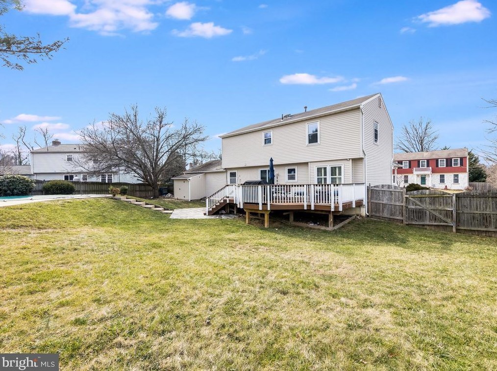 102 Cameron St, Dulles VA  20164-1908 exterior