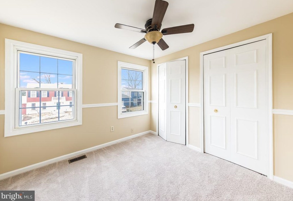102 Cameron St, Dulles VA  20164-1908 exterior