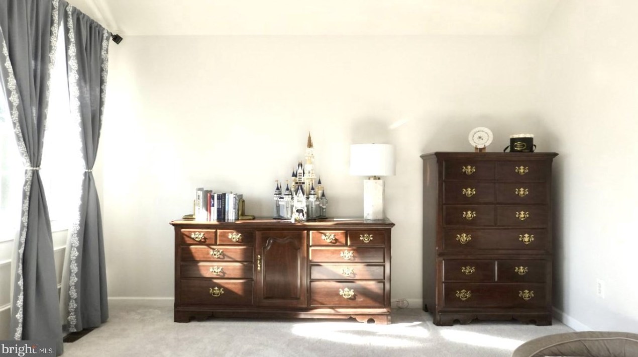 47074 Garrett Pl, Dulles VA  20165-7522 exterior