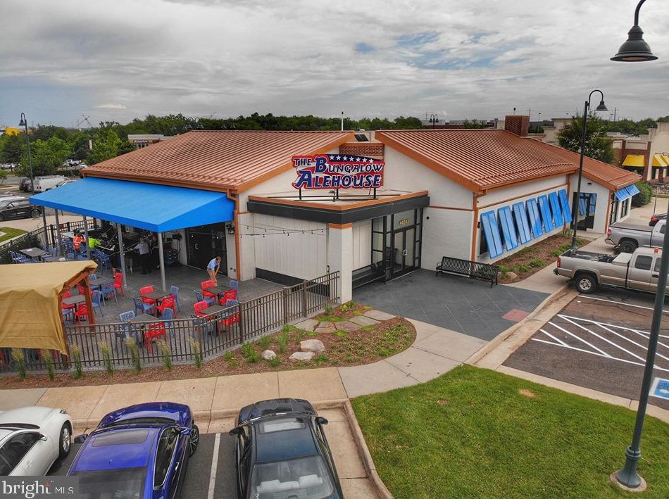 45483 Bluemont Junction Sq, Dulles VA  20164-5355 exterior