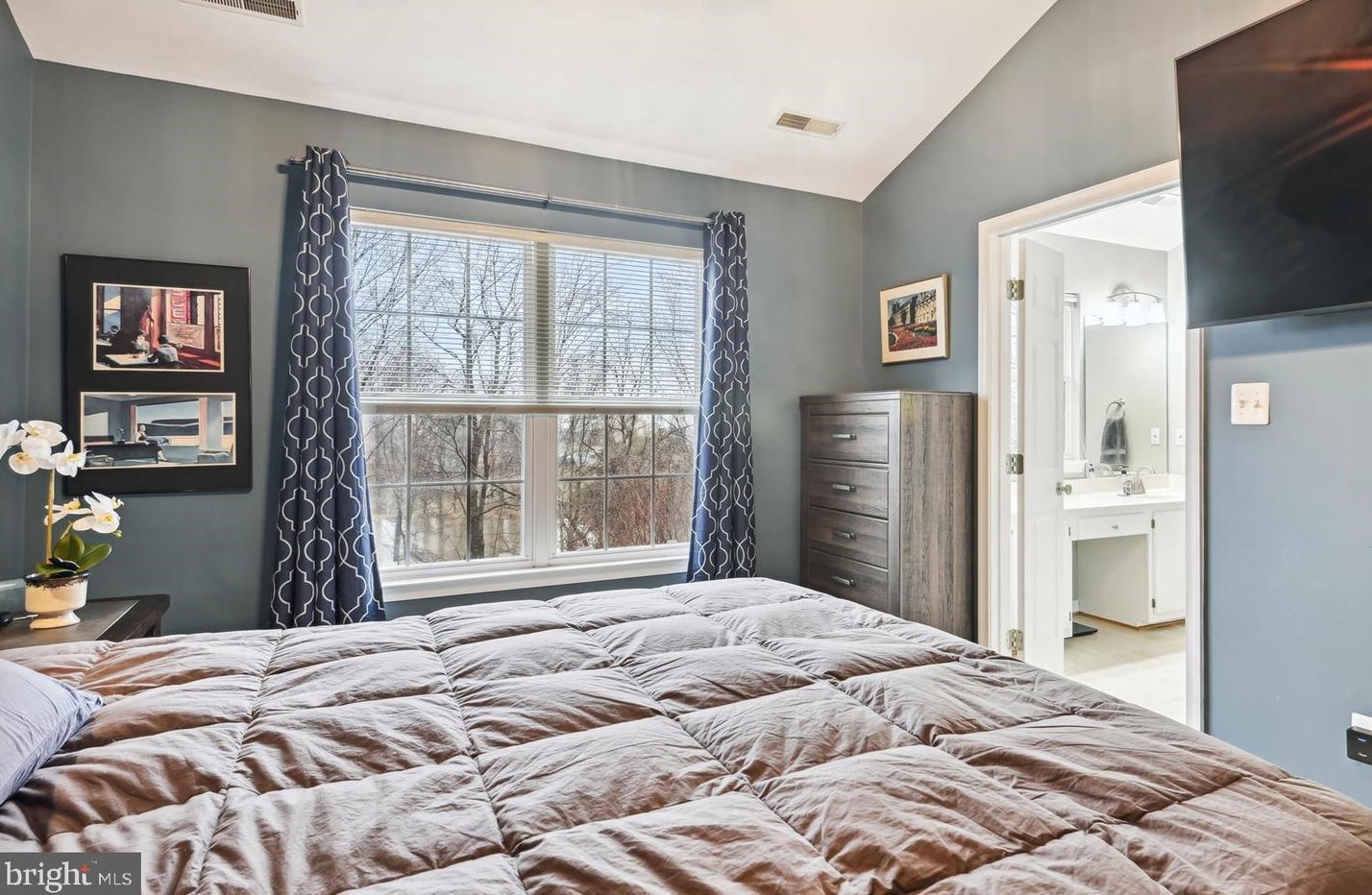 45483 Bluemont Junction Sq, Dulles VA  20164-5355 exterior