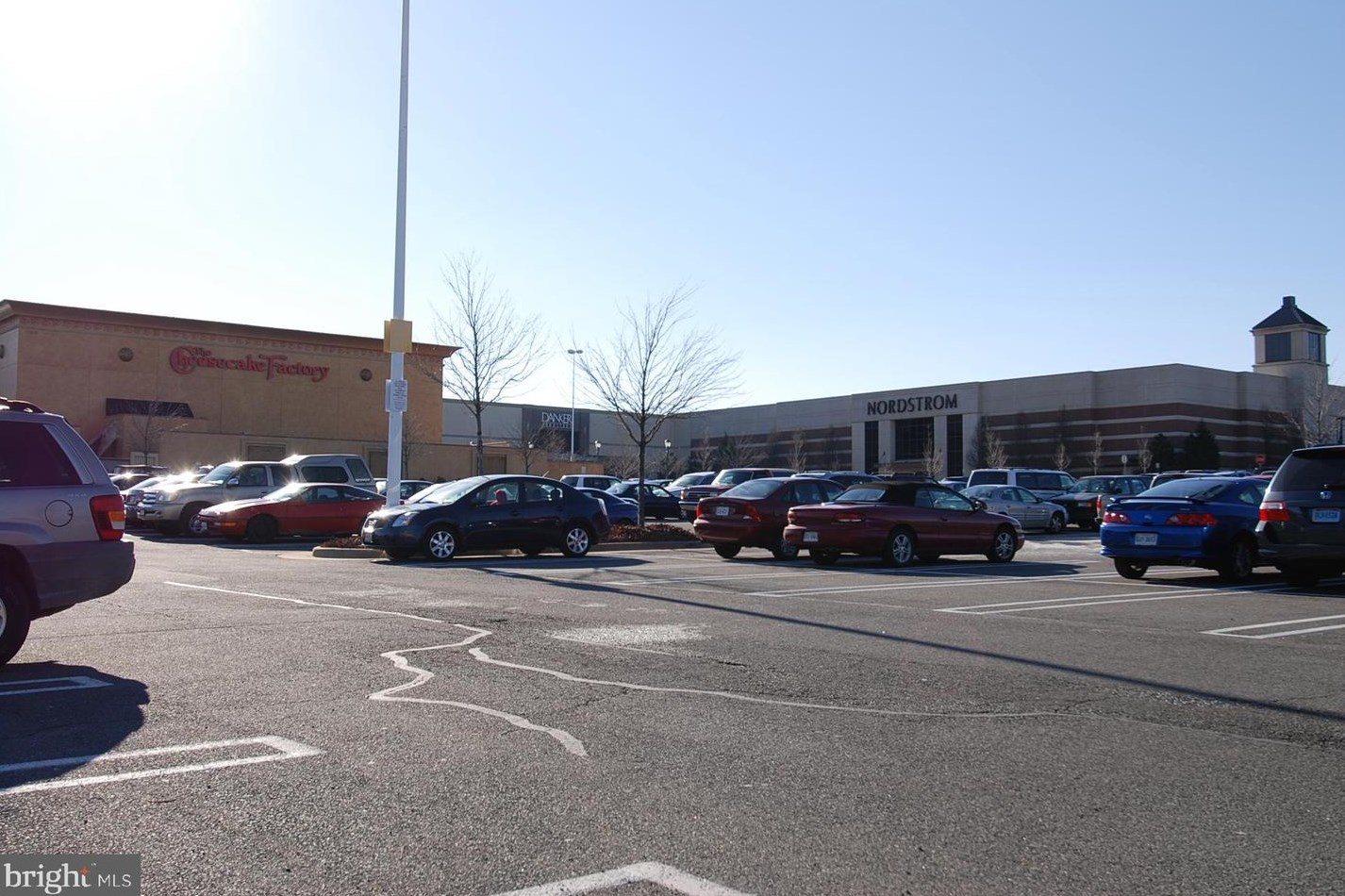 45483 Bluemont Junction Sq, Dulles VA  20164-5355 exterior