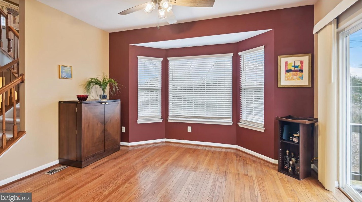 45483 Bluemont Junction Sq, Dulles VA  20164-5355 exterior