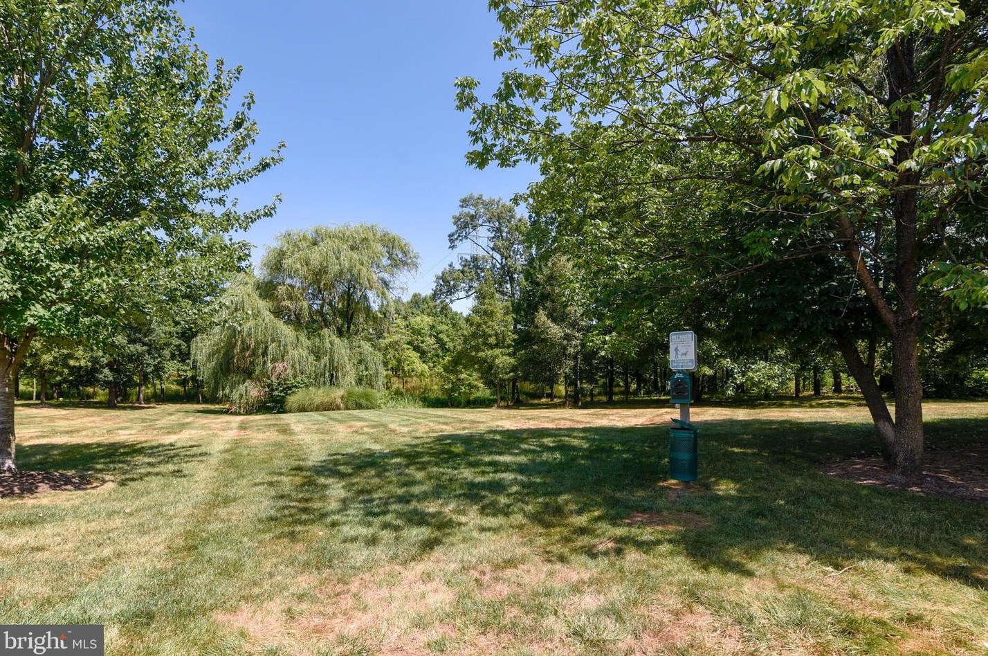 45483 Bluemont Junction Sq, Dulles VA  20164-5355 exterior