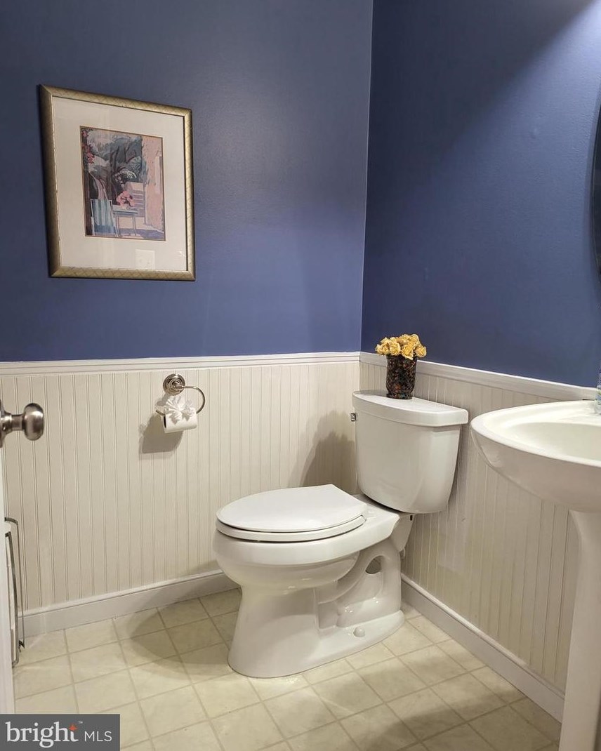 45483 Bluemont Junction Sq, Dulles VA  20164-5355 exterior