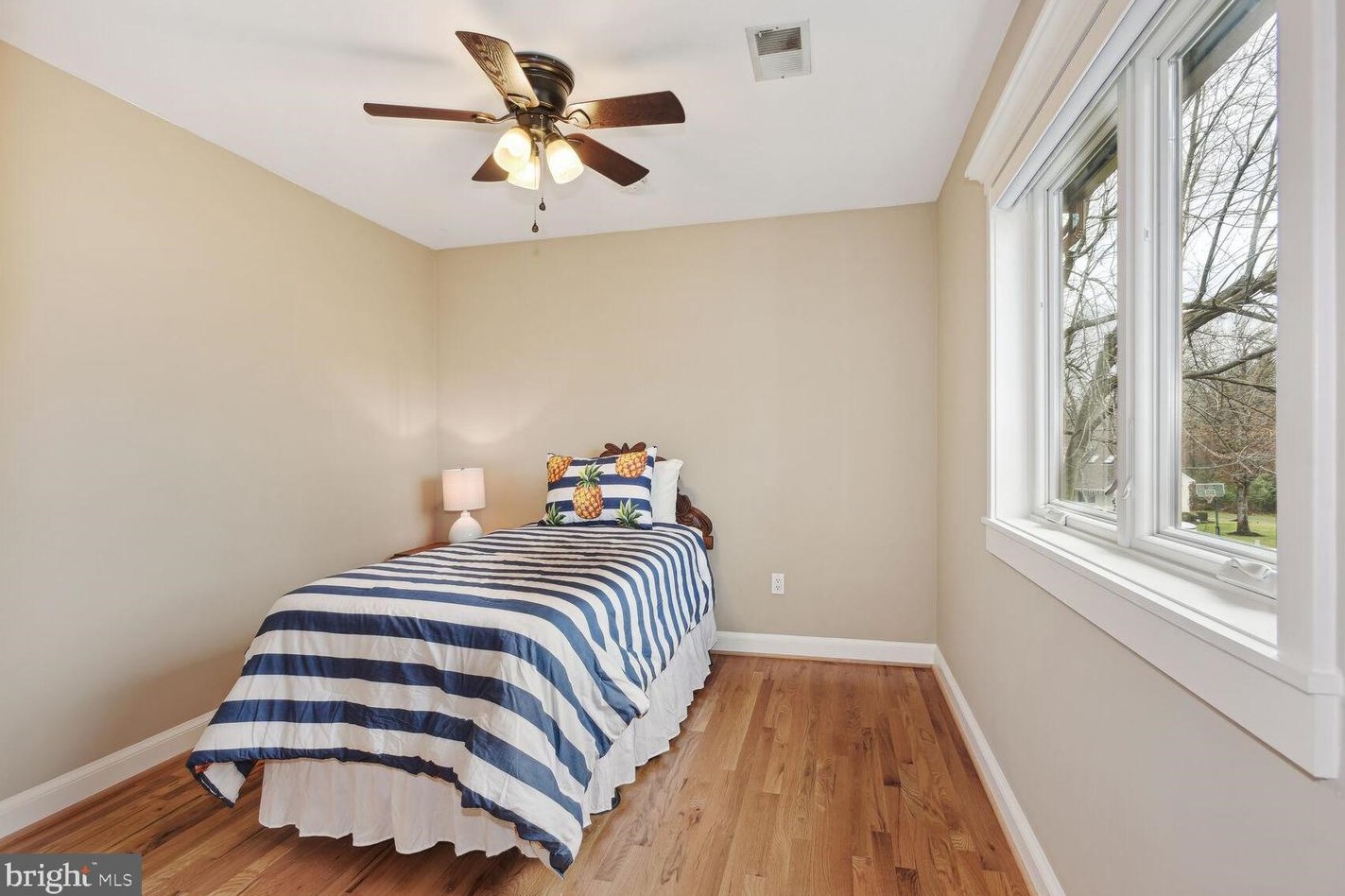 16 Wiltshire Ct, Dulles VA  20165-5677 exterior