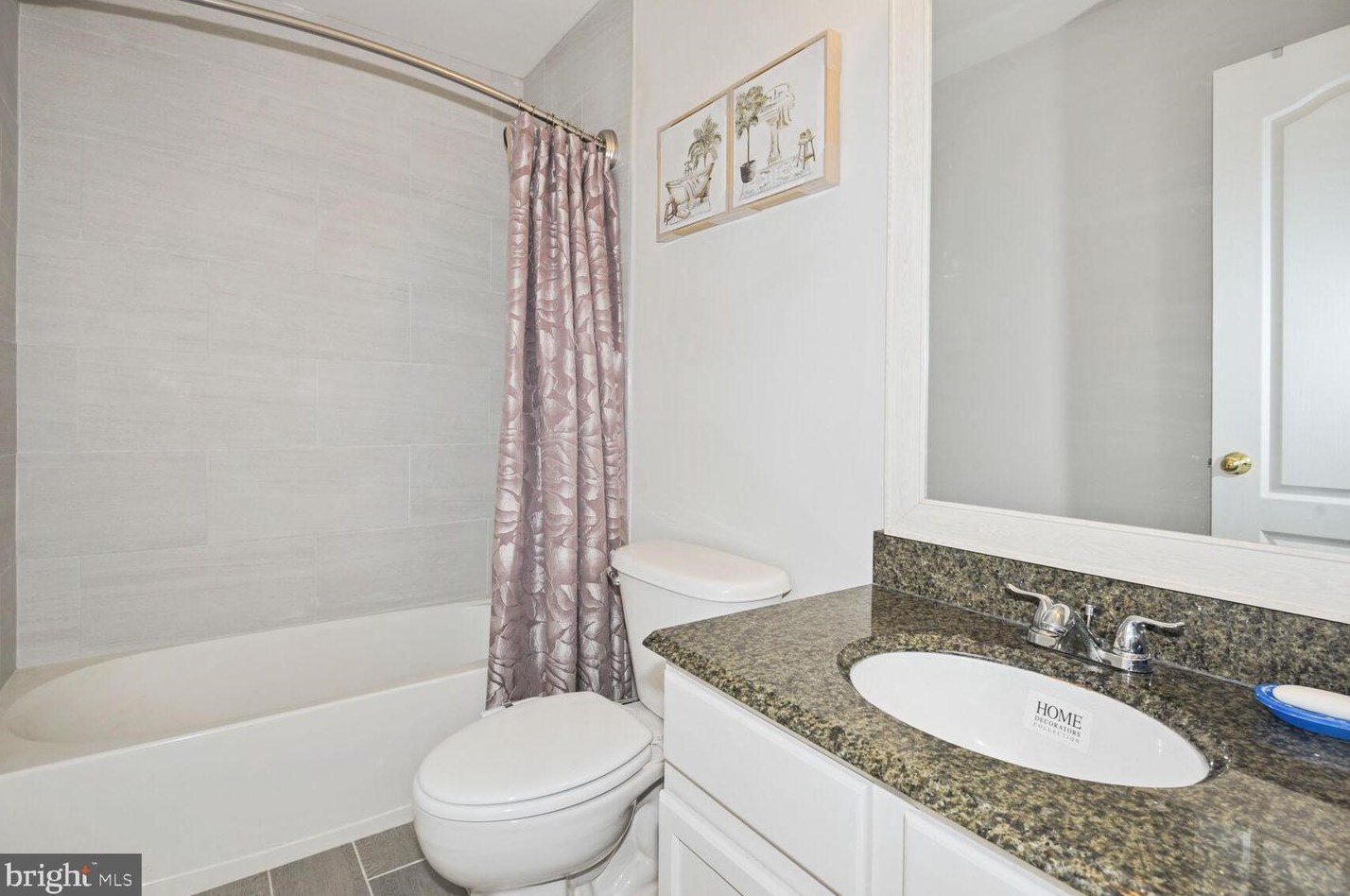 42037 Bushclover Ter, Stone Ridge VA  20105-5633 exterior