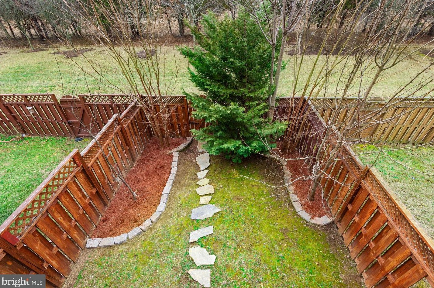 42037 Bushclover Ter, Stone Ridge VA  20105-5633 exterior