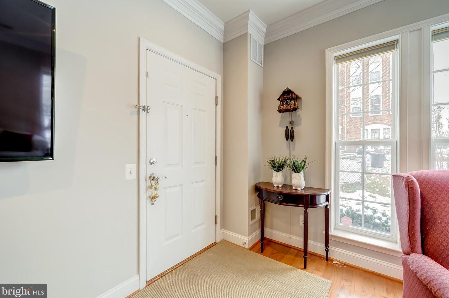 20700 Pilate Sq, Ashburn VA  20147-3567 exterior