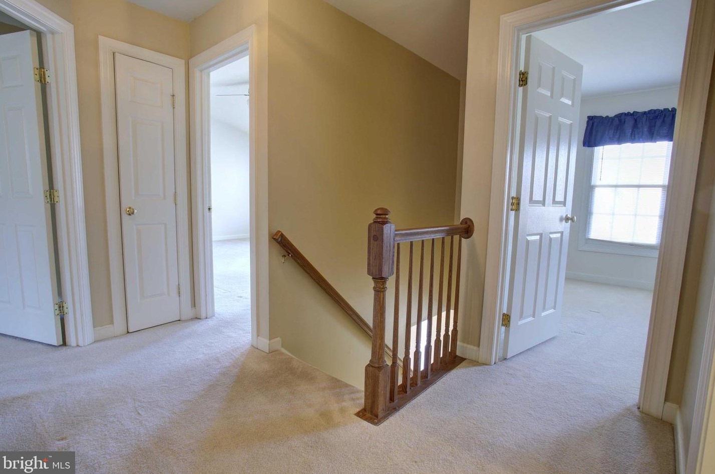 20596 Marsh Ct, Dulles VA  20165-7314 exterior