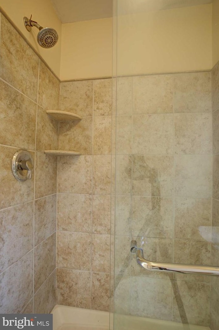 20596 Marsh Ct, Dulles VA  20165-7314 exterior