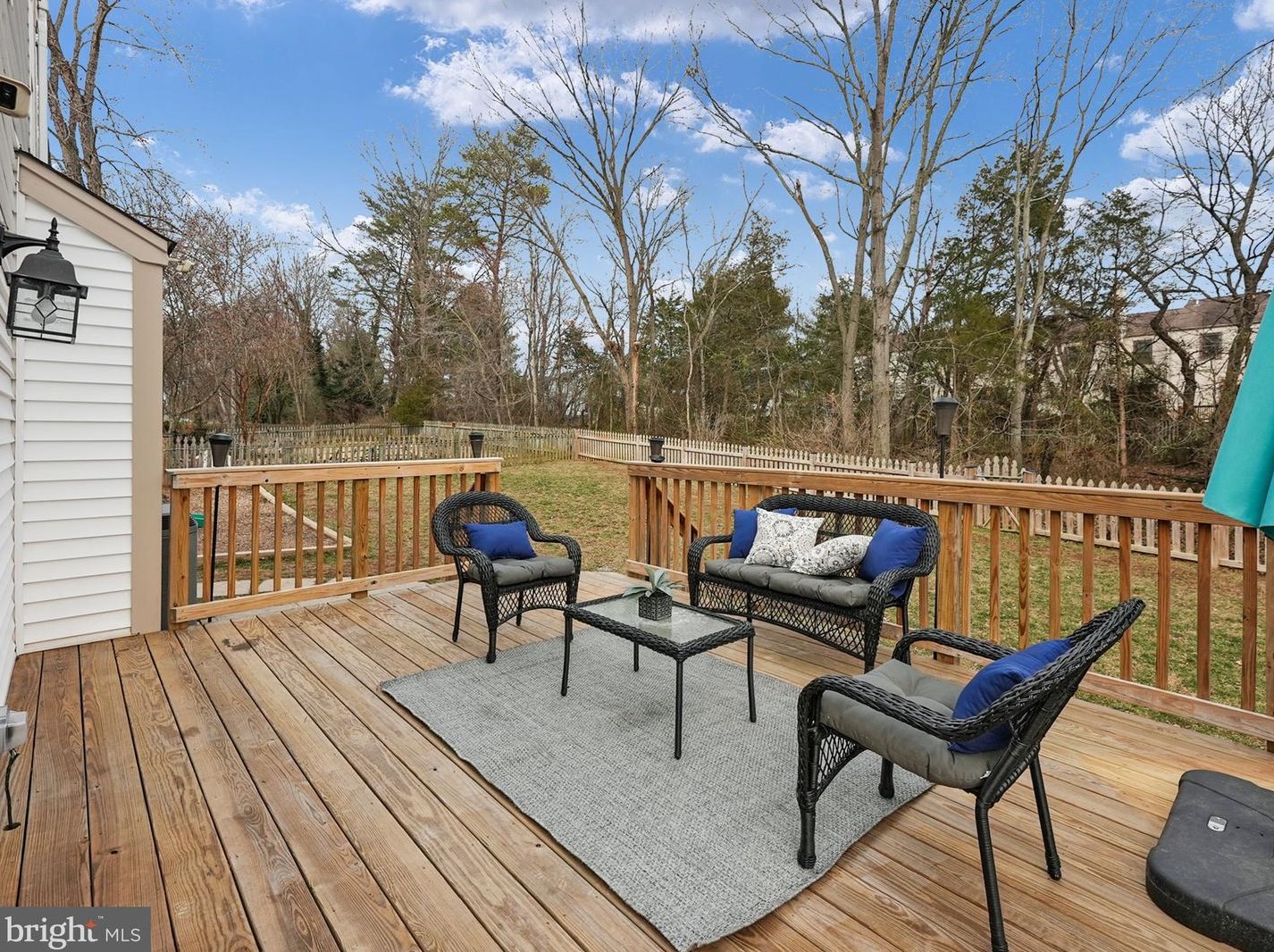 14 Fenton Wood Dr, Dulles VA  20165-5718 exterior