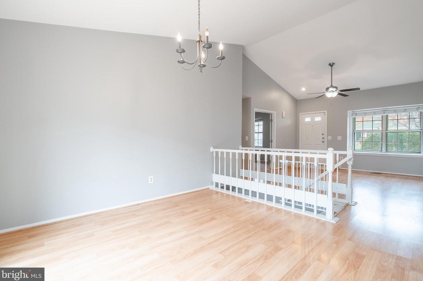 14 Braxton Dr, Dulles VA  20165-6010 exterior