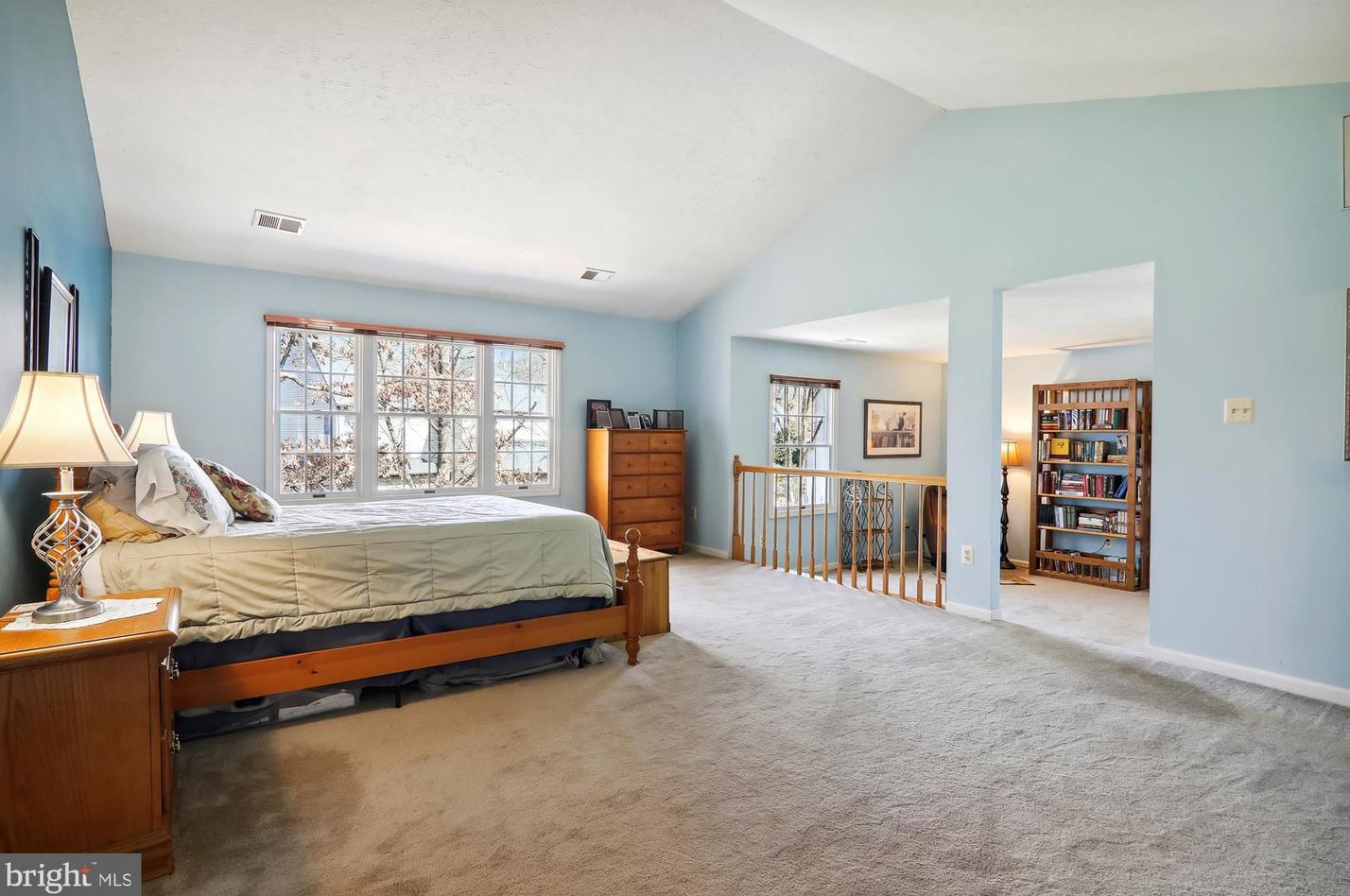 6 Prescott Ct, Dulles VA  20165-6217 exterior