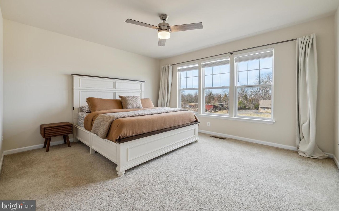 43468 Hopestone Ter, Fairfax VA  20152-1993 exterior