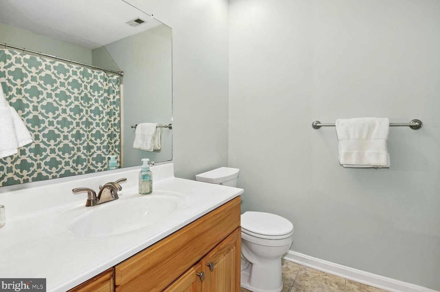 23972 Deep Hollow Ln, Stone Ridge VA  20105-2120 exterior