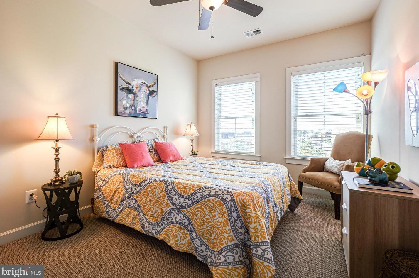 20724 Exchange St, Ashburn VA  20147-6506 exterior