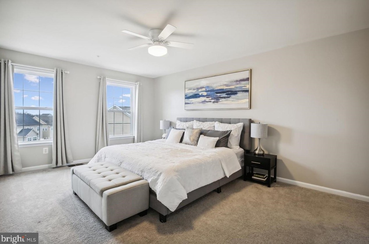 42604 Hardage Ter, Ashburn VA  20148-4350 exterior