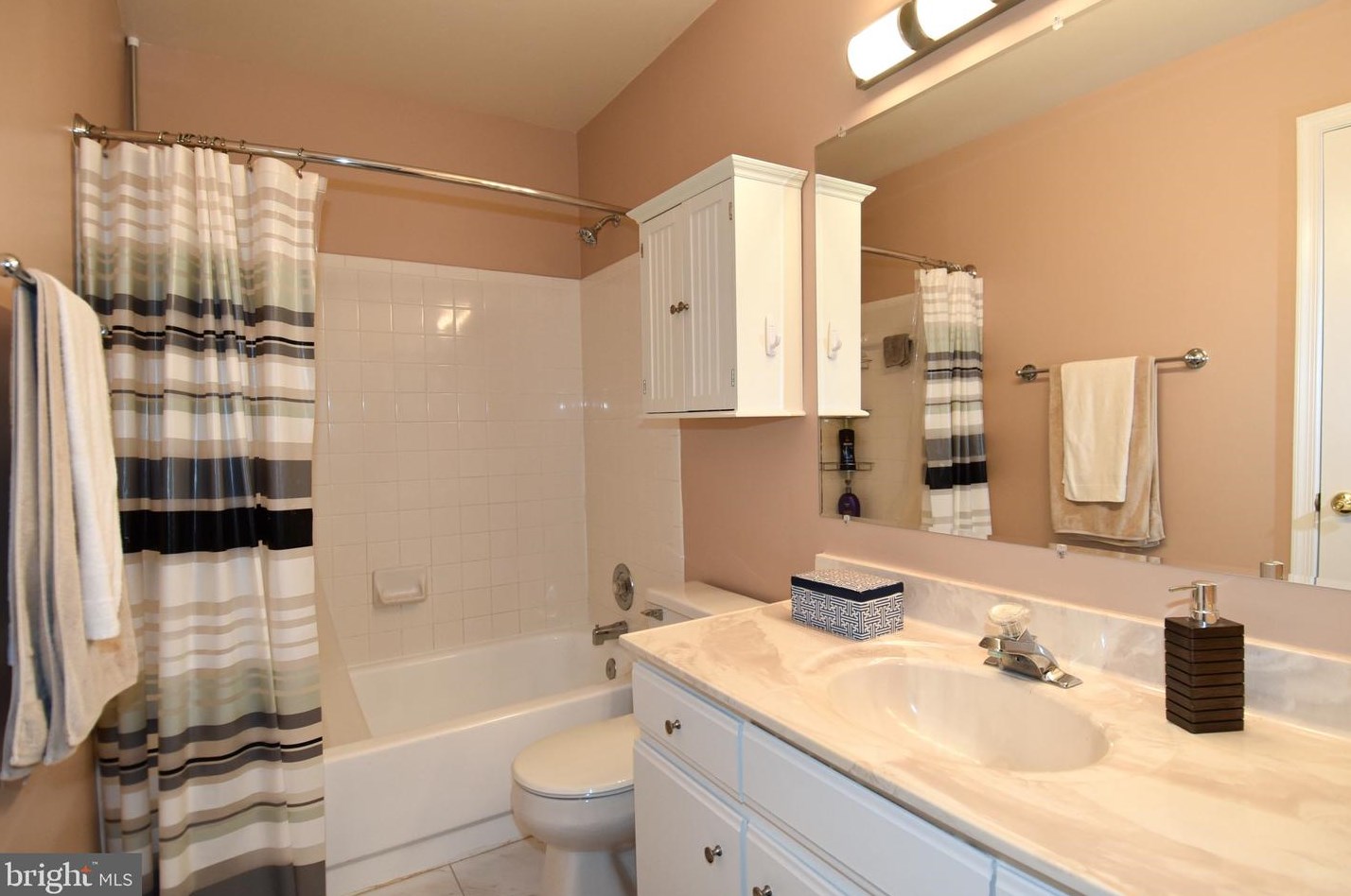 46723 Fielding Ter, Dulles VA  20164-2349 exterior