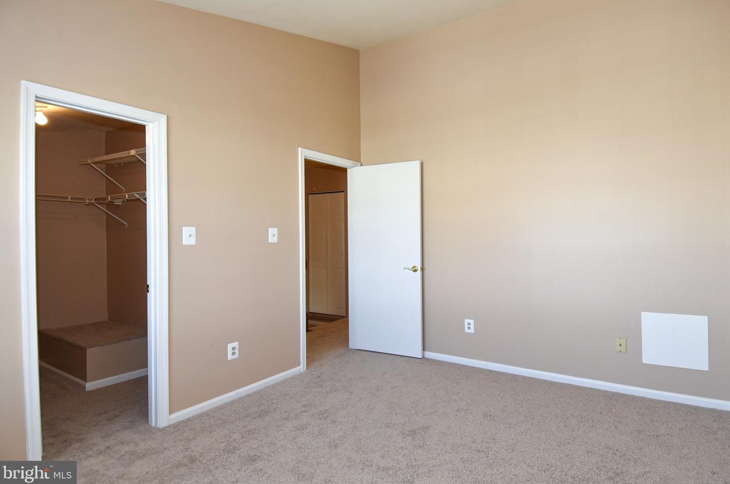 46723 Fielding Ter, Dulles VA  20164-2349 exterior