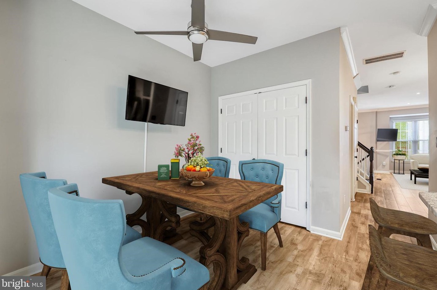 21740 Kings Crossing Ter, Ashburn VA  20147-4515 exterior