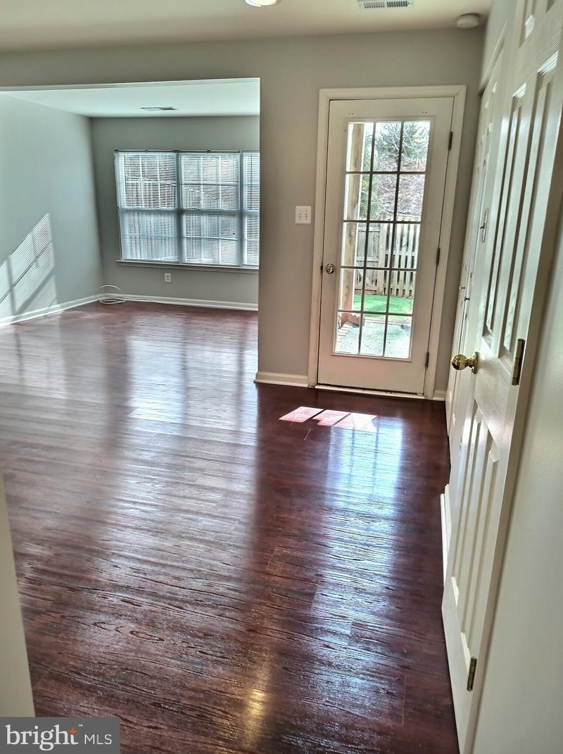 20522 Blue Heron Ter, Dulles VA  20165-6574 exterior