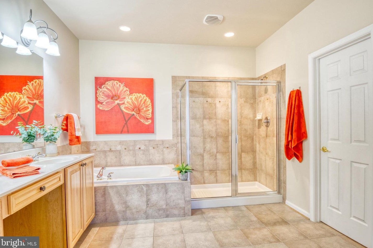 47640 Paulsen Sq, Dulles VA  20165-5193 exterior