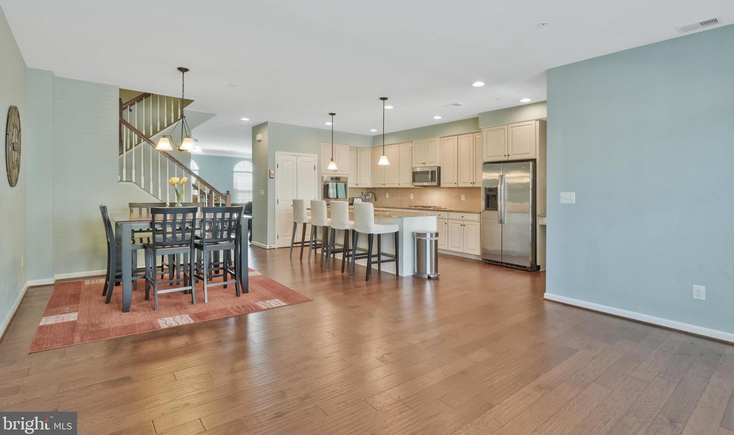 25898 Racing Sun Dr, Stone Ridge VA  20105 exterior