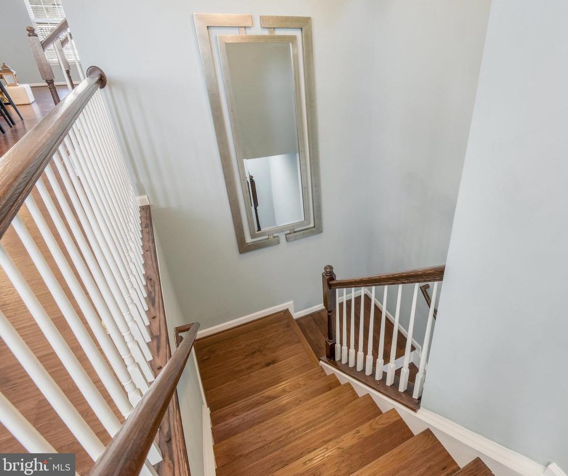 25898 Racing Sun Dr, Stone Ridge VA  20105 exterior