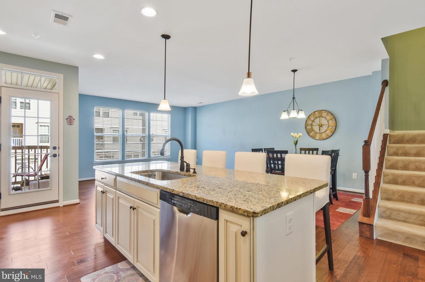 25898 Racing Sun Dr, Stone Ridge VA  20105 exterior