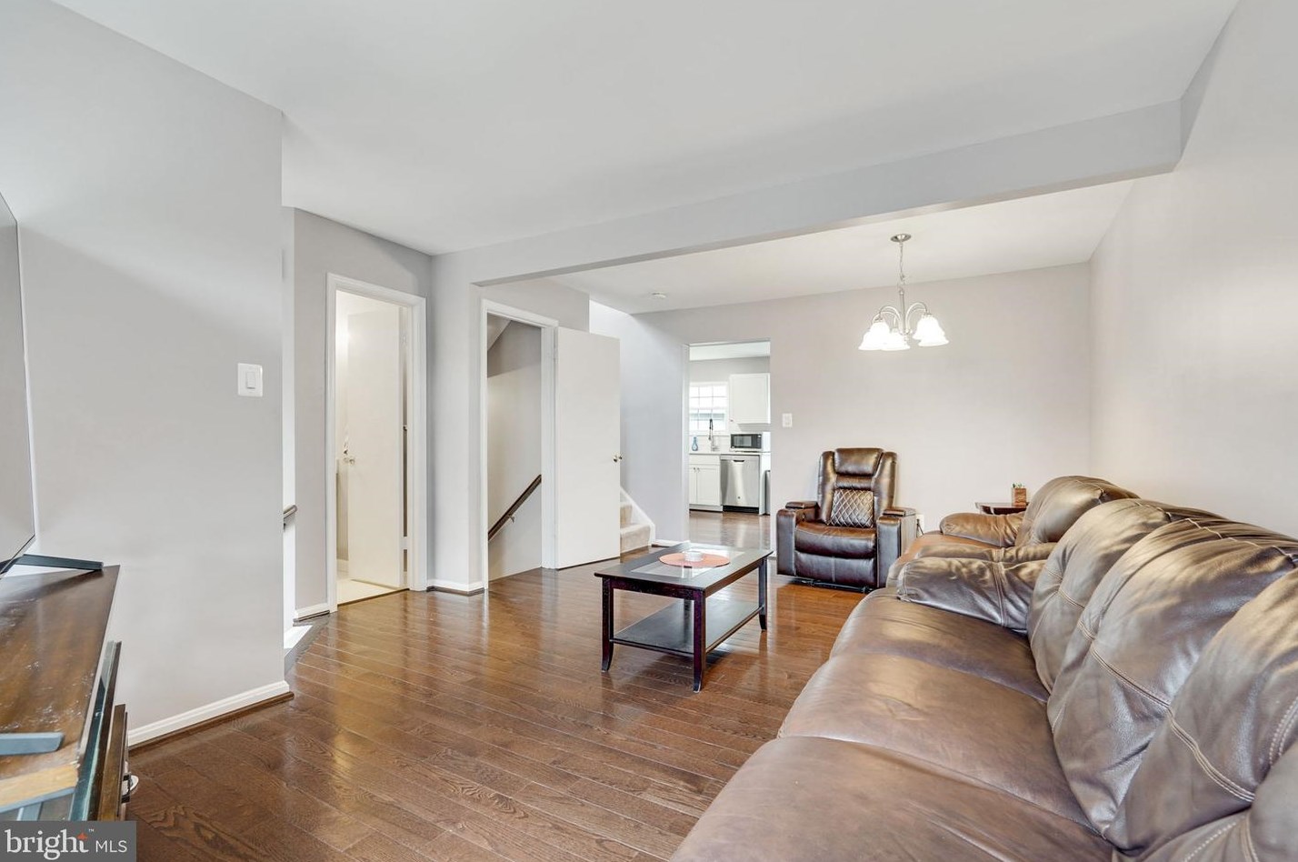 46665 Turnstone Sq, Sterling VA  20164-7025 exterior