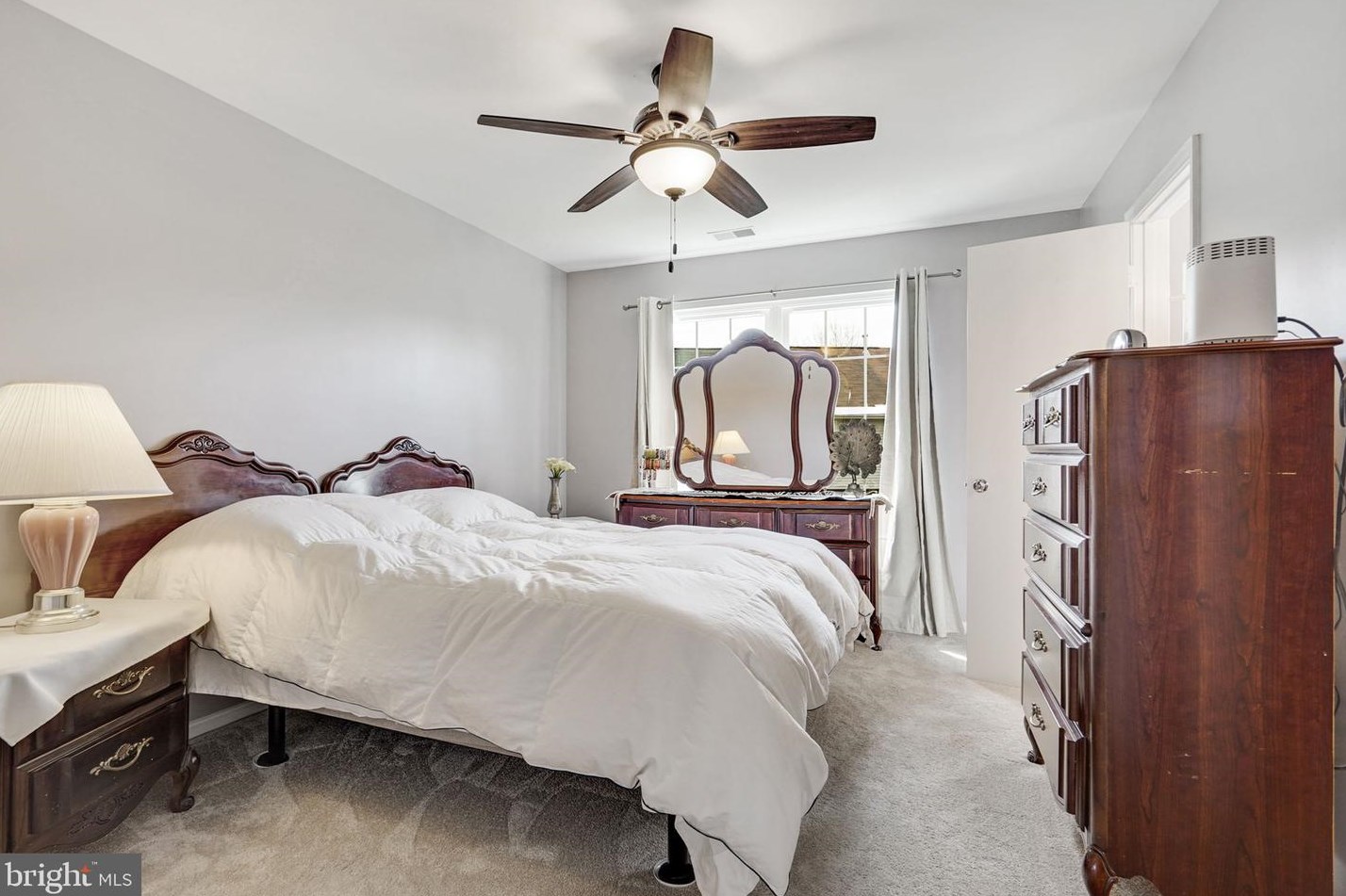 46665 Turnstone Sq, Sterling VA  20164-7025 exterior