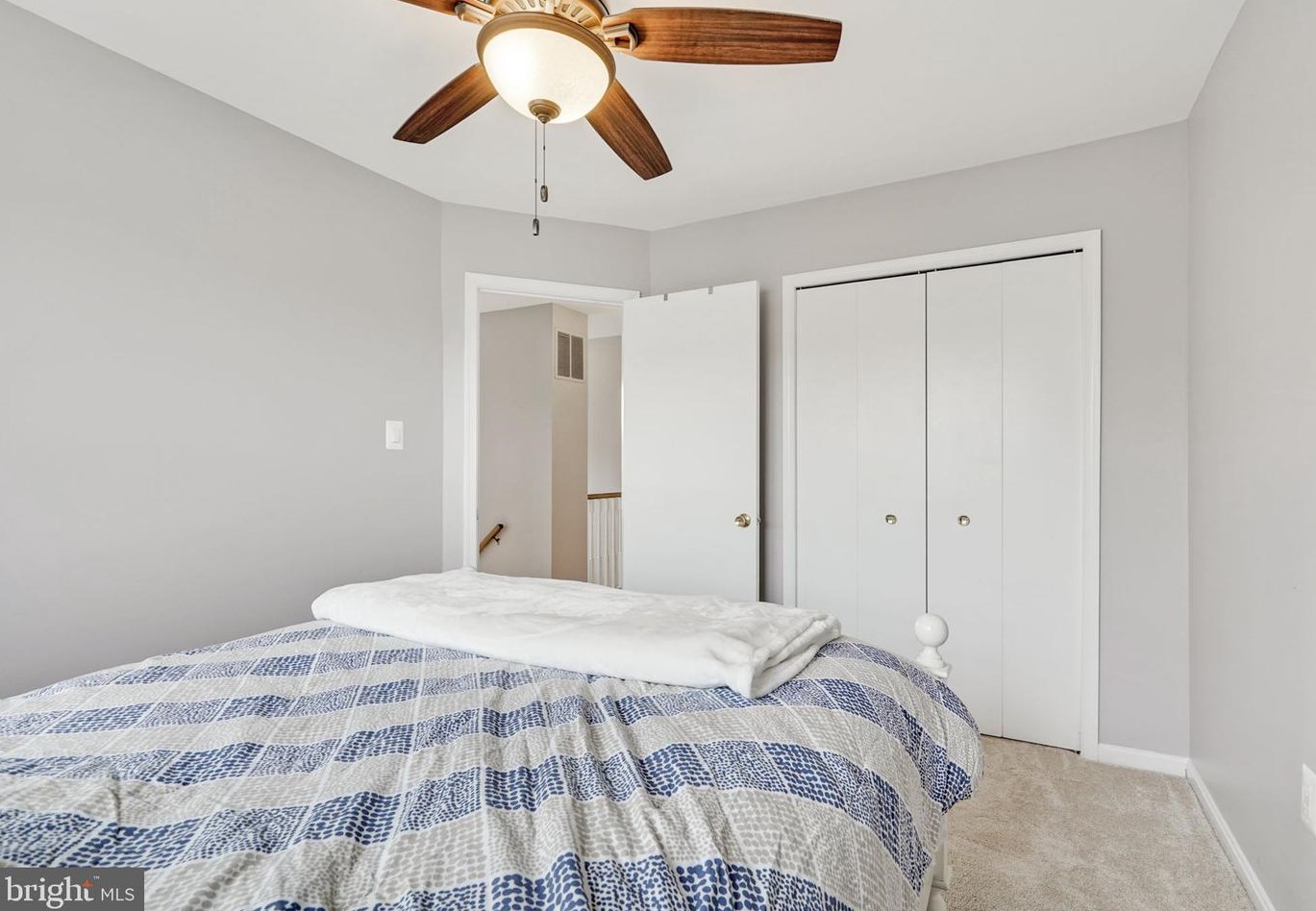 46665 Turnstone Sq, Sterling VA  20164-7025 exterior